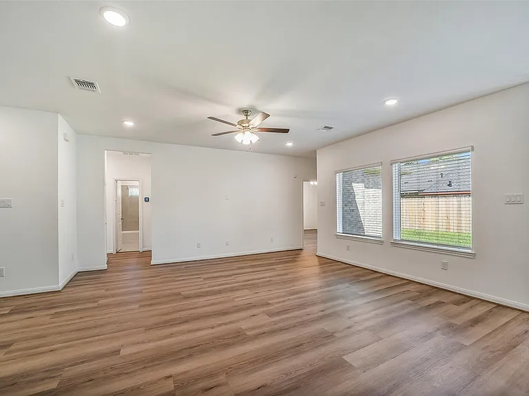 11955 Pondwood Dr — Photo 5