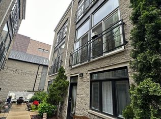 530 N Wood St, Chicago, IL 60622
