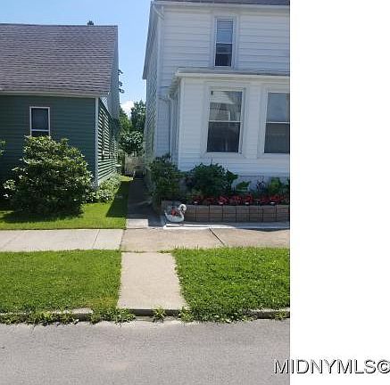 5th image of 1031 Belmont Ave