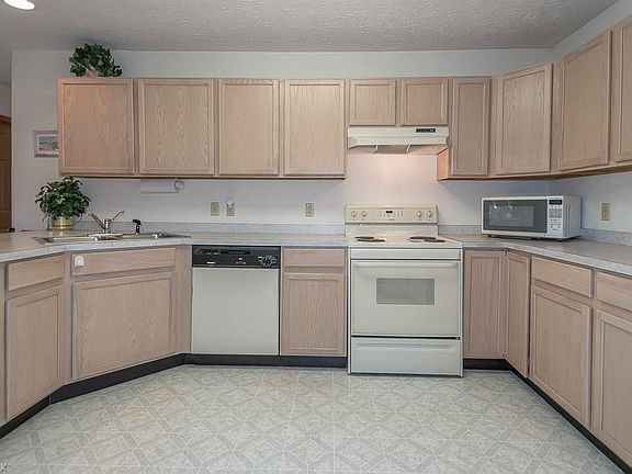 2nd image of 7547 Monterey Bay Dr Unit 2