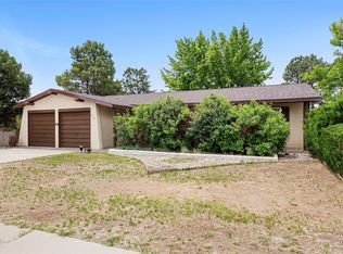 415 Connie Ave, White Rock, NM 87547