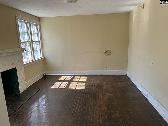 4th image of 3900 Abingdon Rd