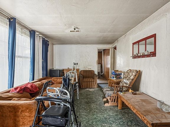 5th image of 2241 San Ygnacio Rd SW