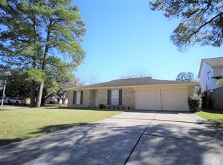 4562 Chestergate Dr, Spring, TX 77373