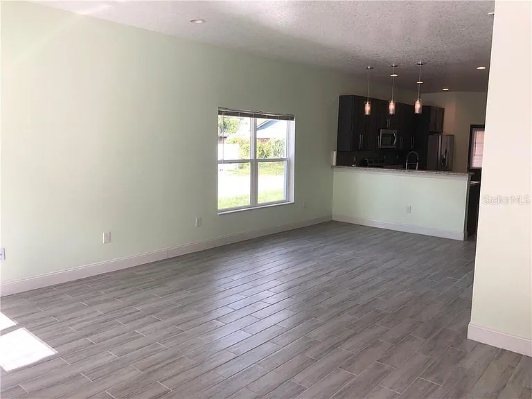 3502 E 11th Ave — Photo 10