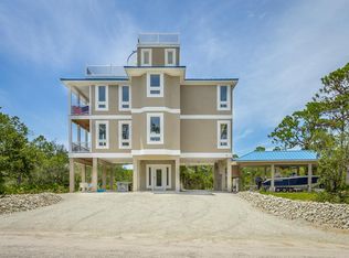 700 W Bayshore Dr, Saint George Island, FL 32328