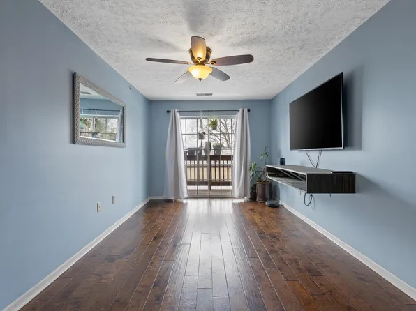 1081 South Broadway, Lexington, KY 40504