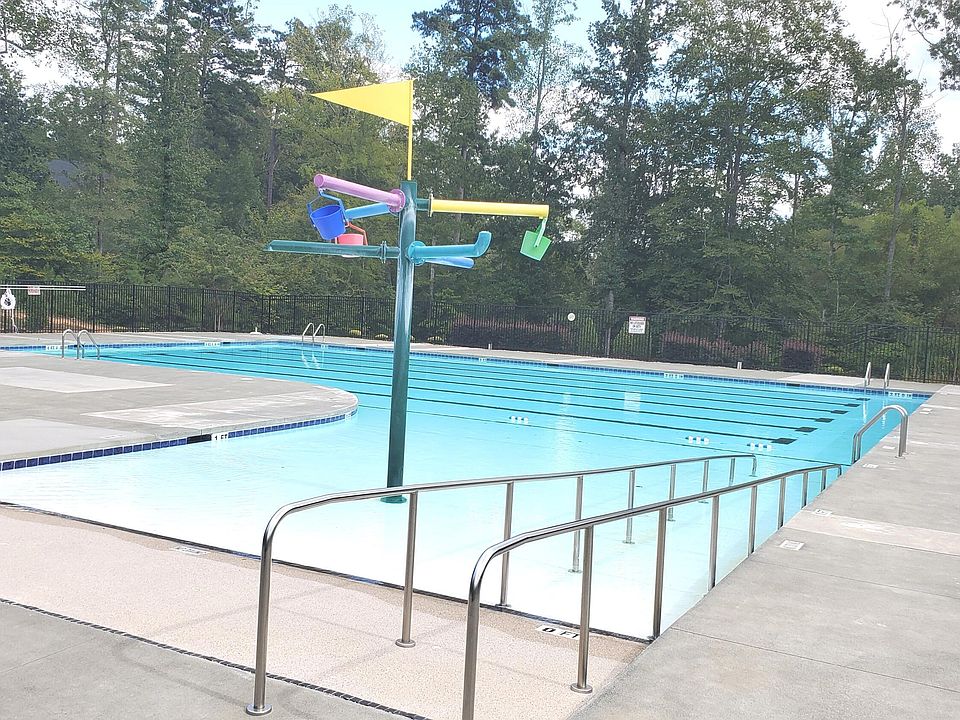 2nd image of 73 Raven Ridge Ct