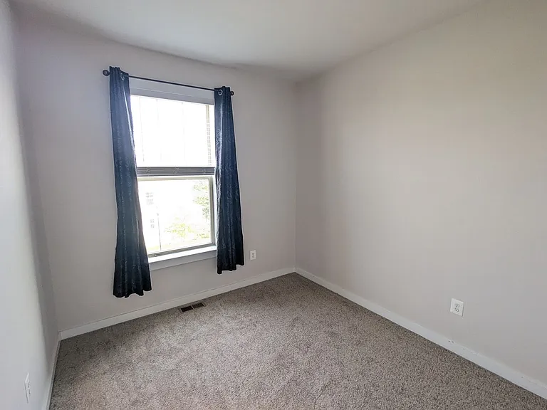 1129 Lawler Dr — Photo 41