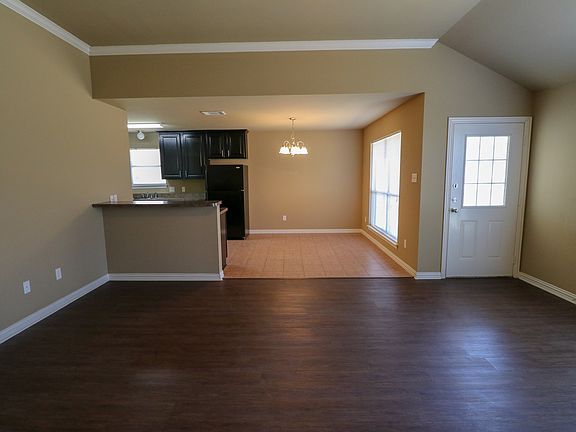 5th image of 3009 Breton St #3013