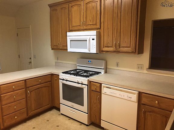 3rd image of 5320 Northview Dr