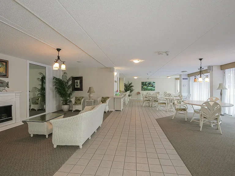 935 Ocean Ave #207 — Photo 27