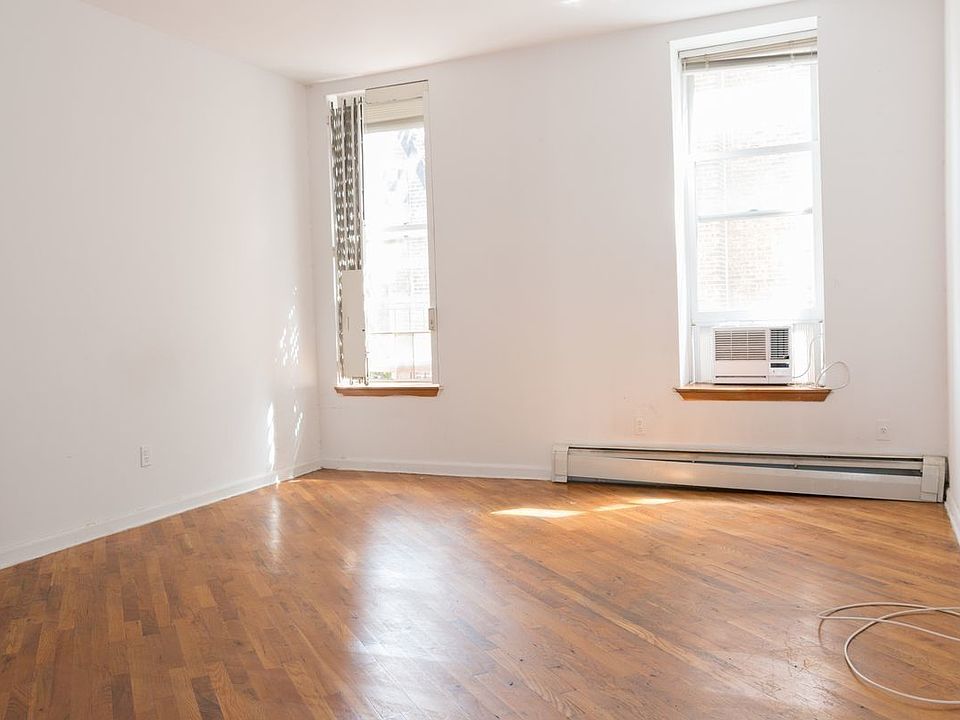 2nd image of 100 W 86th St #2A2
