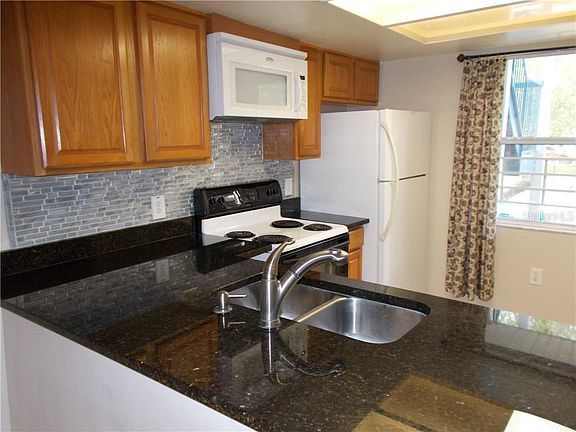 3rd image of 5038 Terrace Palms Cir Unit 102