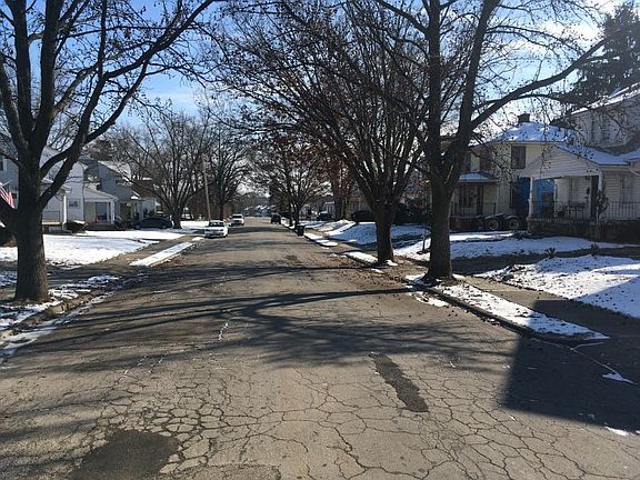 5th image of 51 W Bruce Ave