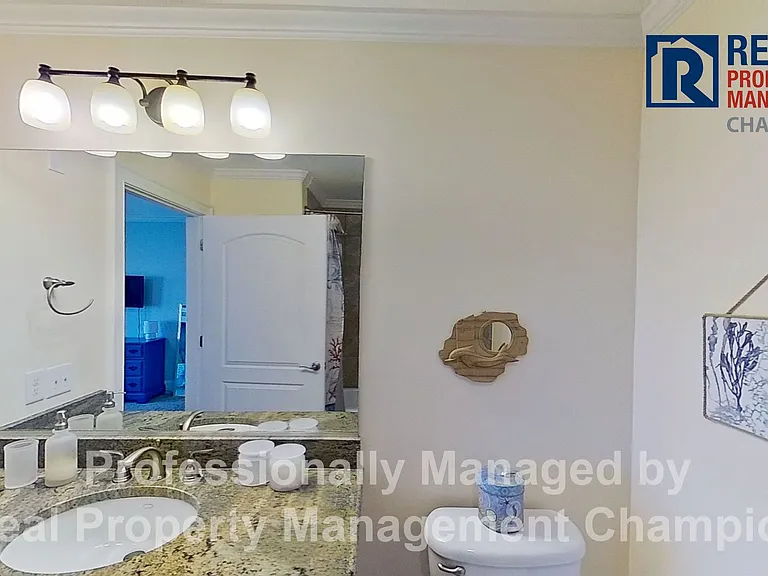 307 N Lake Park Blvd #202 — Photo 22