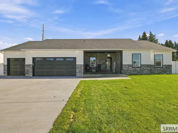 735 Sunset Ct, Shelley, ID 83274