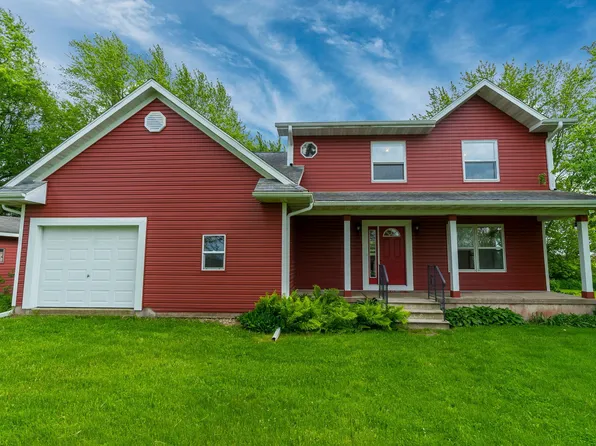 3396 E 22nd Rd, Ottawa, IL 61350