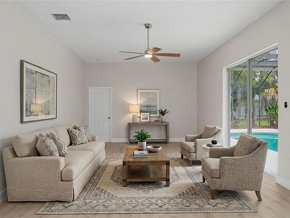3rd image of 2906 SUTTON OAKS COURT