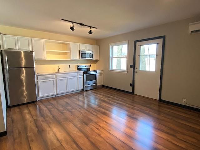 kitchen/ living room