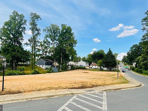5th image of 6602 Blacklog St