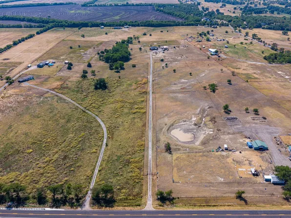 11714 Fm 697, Whitewright, TX 75491
