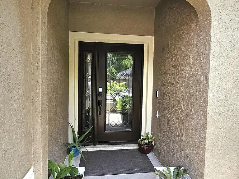 310 Woodleaf Dr — Photo 6