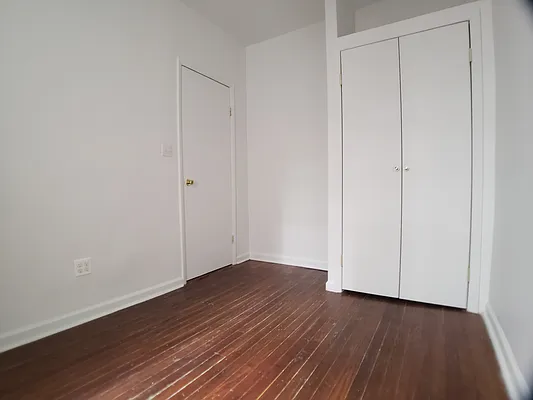 Rented by Keller Williams NYC | media 27