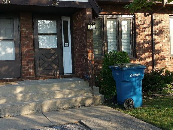 2nd image of 707 Wellington Dr