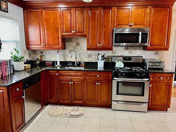 3rd image of 48 Columbus Ave