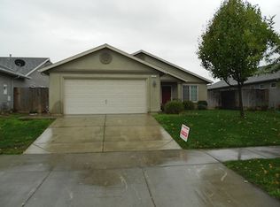 638 John St, Merced, CA 95341