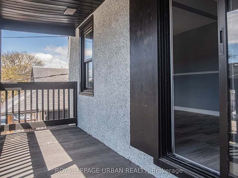 36 Welland St #MAIN FLOOR — Photo 16