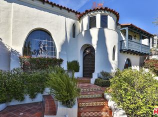 4527 Gainsborough Ave, Los Angeles, CA 90027
