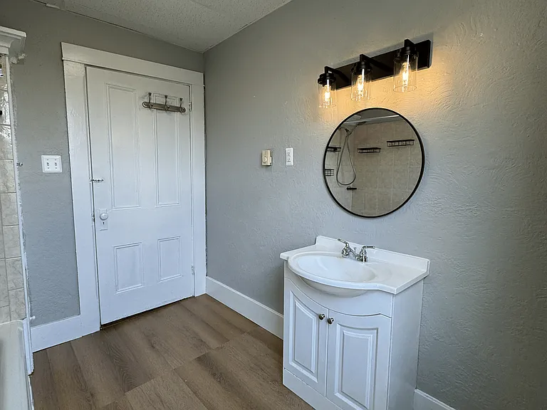 101 Dempe St #3 — Photo 11
