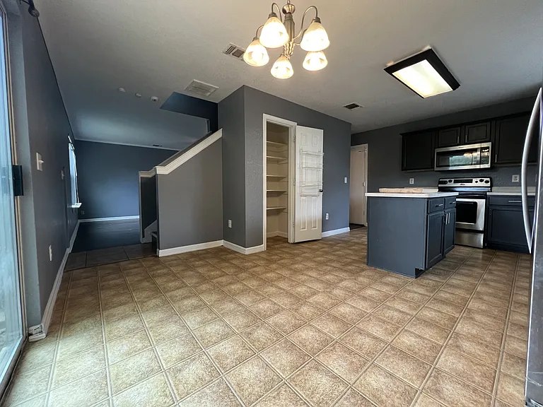 3604 Farallon Isle — Photo 9