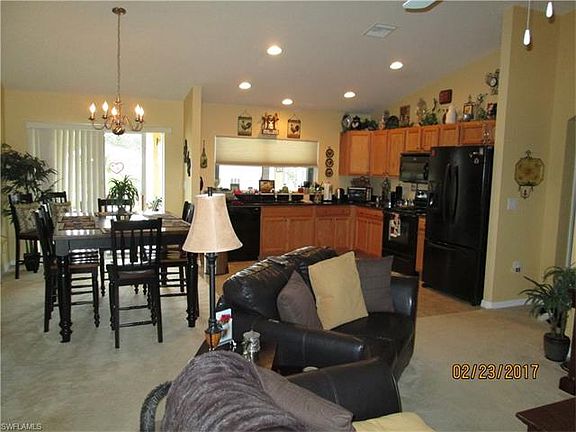 4th image of 2605 24th St W #11