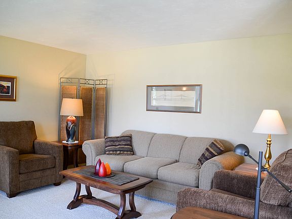 5th image of 1745 Martinwood Ct