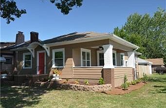 2nd image of 126 E Linden Ave