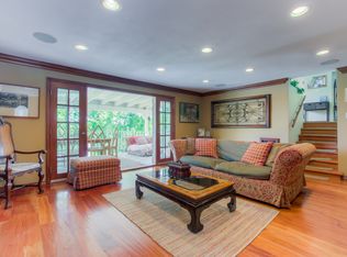 4805 Burgundy Rd, Woodland Hills, CA 91364