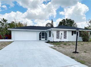 214 Maple Ave N, Lehigh Acres, FL 33936