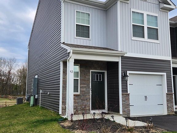 2nd image of 92 Peregrine Way