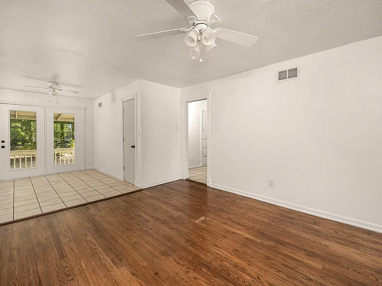 831 NW 33rd St — Photo 19