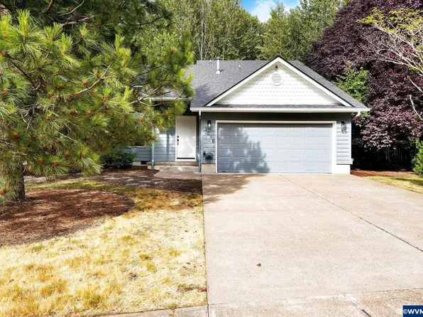 3015 SE Summerfield Dr, Corvallis, OR 97333