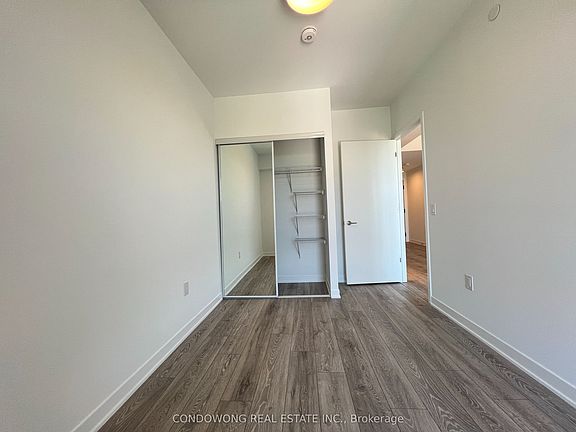 5th image of 10 Oak St #1702