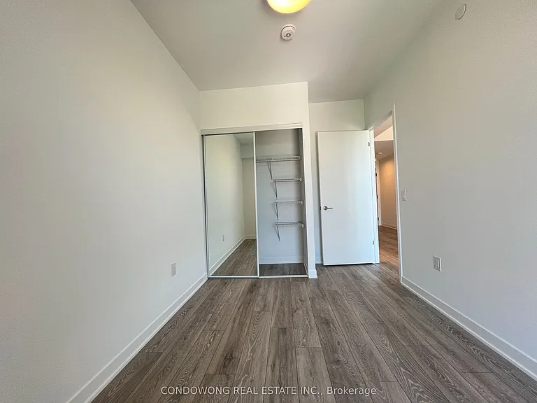 10 Oak St #1702 — Photo 5