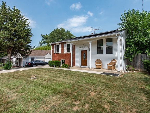 2nd image of 2021 Honore Ave