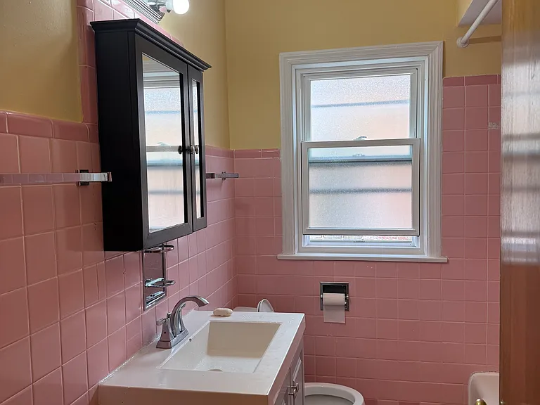 5901 N Merrimac Ave — Photo 6