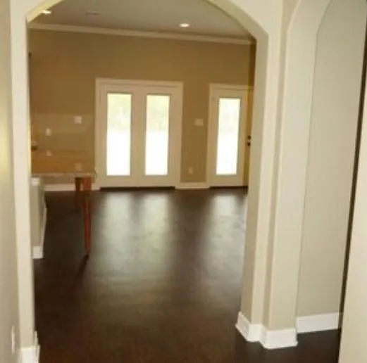 4 bed, 4.5 bath, 2000 sqft, $4,000 — Photo 4