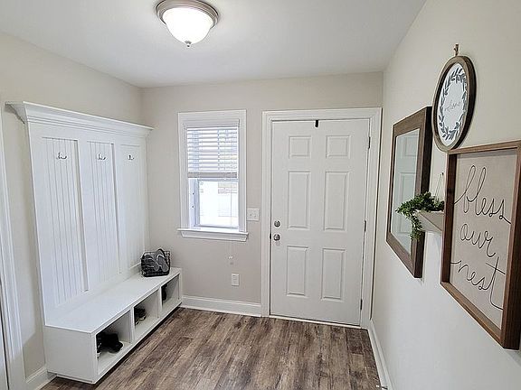 Front entrance foyer