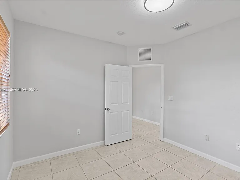1655 NE 33rd Rd #1024 — Photo 20